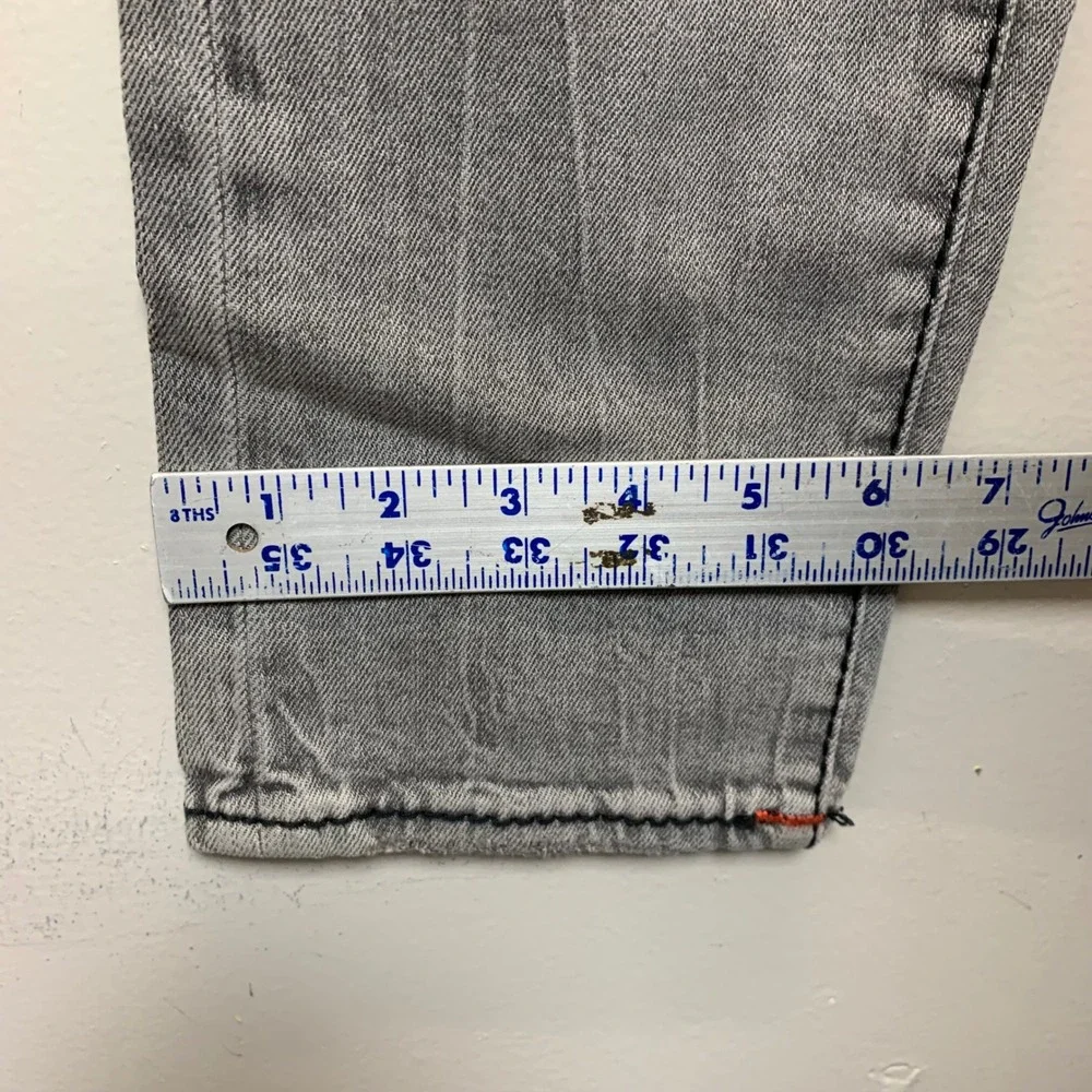 True Religion Geno Relaxed Slim Jeans Mens 28 Grey Excellent Distressed Denim